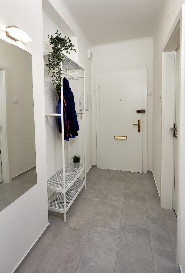 Gemuetliche Wohnung In Zentraler Lage Graz Buitenkant foto